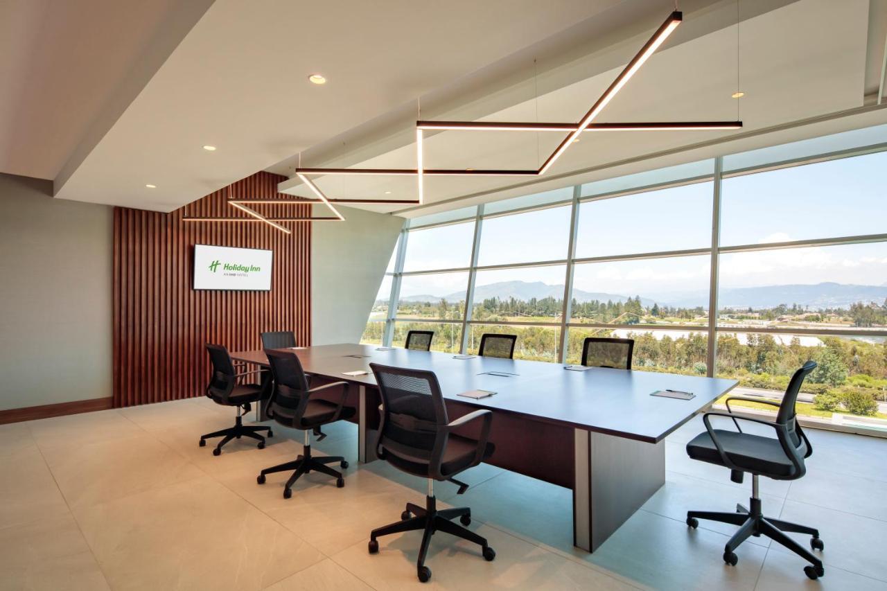 Holiday Inn - Quito Airport By Ihg Tababela Exterior photo Meeting room at the headquarters of the National University System